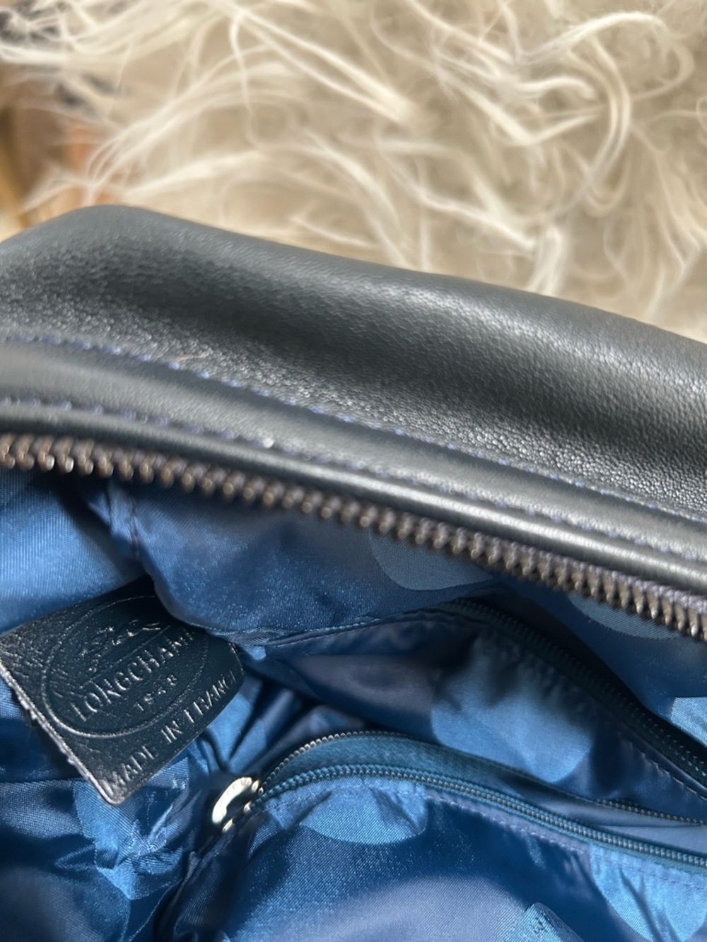 Longchamp Black Vintage Leather Bag Excellent Condition. - Picture 9 of 15